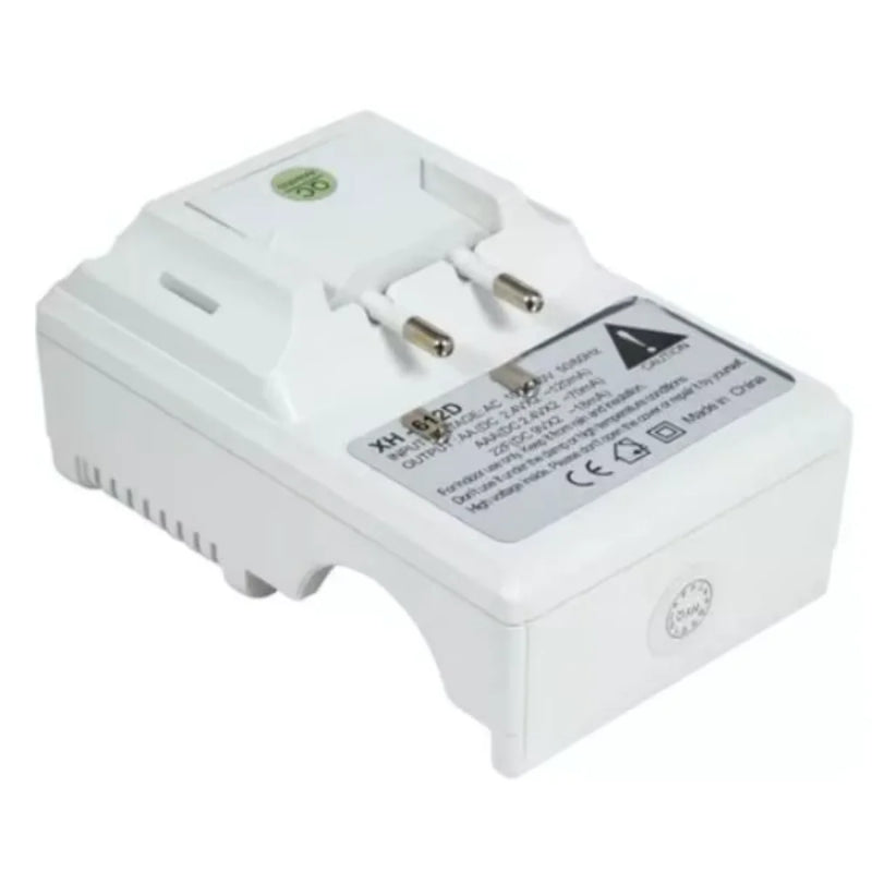 Carregador de Pilhas Recarregáveis