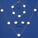 Conjunto de três peças - Colar, Brinco e Pulseira